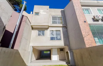 Casa com 3 quartos à venda na clemente albini, 162, pilarzinho, curitiba por r$ 1.190.000