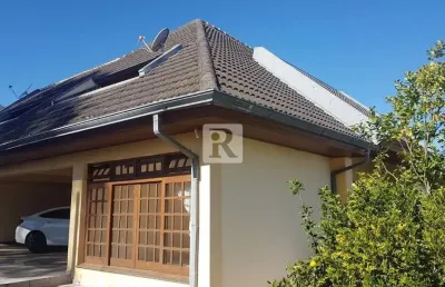 Casa com 4 quartos à venda na rua alcides therézio de carvalho, 508, guabirotuba, curitiba por r$ 1.620.000