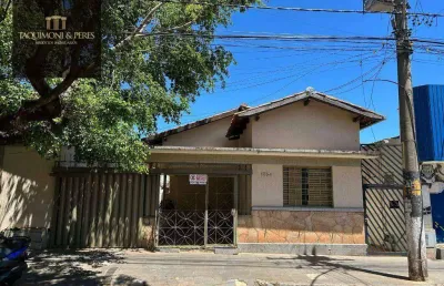 Casa comercial no centro com terreno de 300 metros!