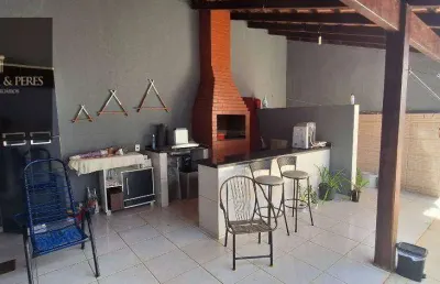 Casa 3qts com lote de 200m², no bairro são jerônimo, contra esquina com a av. ayrton senna por r$ 360mil.