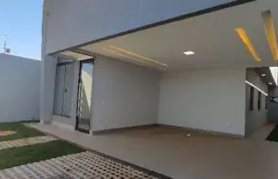 Casa com 3 quartos à venda na Rua Bergamo, Jardim Itália, Anápolis