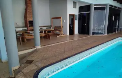 Casa com 3 quartos à venda na Rua S-061, Anápolis City, Anápolis