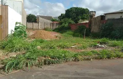 Terreno à venda na Rua Professora Florinda, Polocentro 2ª Etapa, Anápolis