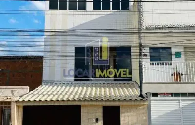 Casa de 4 quartos + sendo 3 pavimentos + área grande de lavar no 3º pavimento  + dependência comple