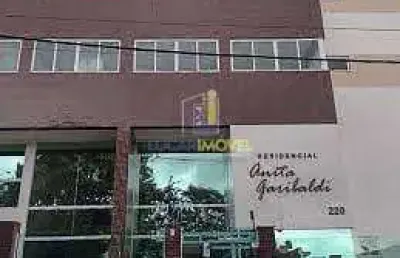 Vendo excelente apartamento  próximo da ftc no bairro  recreio em vitória da conquista, ba.