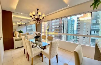 Apartamento central com 02 dormitórios e ar condicionado e box de garagem