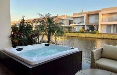Maravilhoso sobrado 3 suítes, jacuzzi, finamente mobiliado e decorado novo