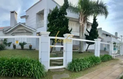 Casa atlântida, com 6 dormitórios sendo 4 suites  piscina