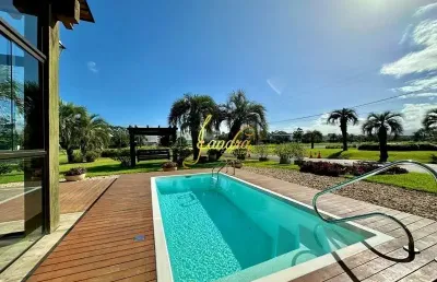 Sobrado com 435 m² - piscina - bosques de atlântida