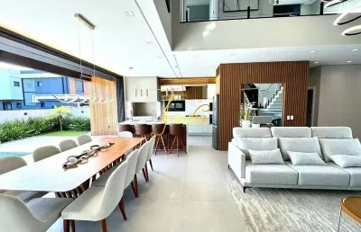 Sobrado no sunset  com 241m2 de área construída obra dez 23