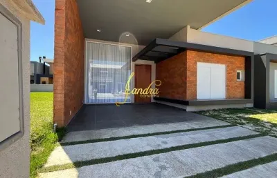 Casa térrea com 03 suítes,  150m² de área construída