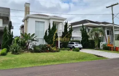 Sobrado com 435 m² - piscina - bosques de atlântida