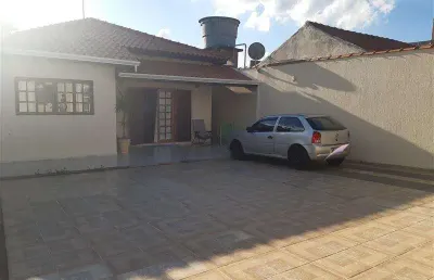 Casa com 1 quarto à venda na Rua Sebastião Parreira, 73, Arujamérica, Arujá