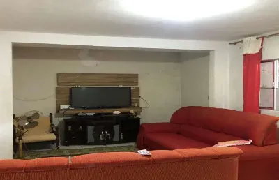 Casa com 2 quartos à venda na Rua Tangará, 132, Vila Arujá, Arujá