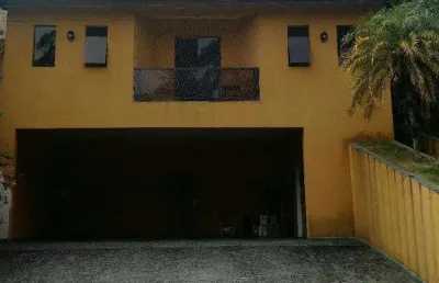 Casa com 3 quartos à venda na Alameda das Castanheiras, 175, Arujá Country Club, Arujá