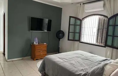 Casa com 3 quartos à venda na Rua Urias Pithon Barreto, 295, Chácara São José, Arujá