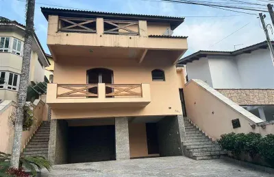 Casa em condomínio fechado com 3 quartos à venda na Avenida dos Pinheiros, 401, Arujázinho IV, Arujá