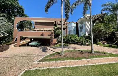 Luxuosa casa de condomínio para alugar em alphaville campinas com 4 suítes