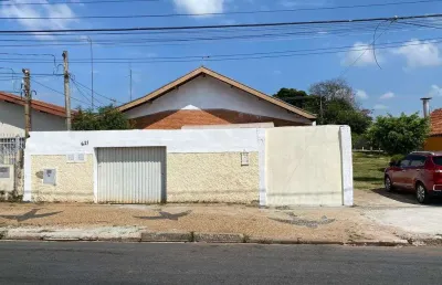 **casa com ótima localização! 4 quartos e 3 vagas em campinas**