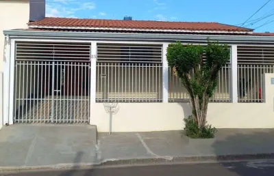 Conforto e espaço! casa no jardim cristina com 295m² de área