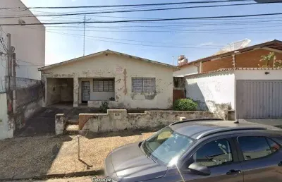 Para reformar  em campinas: casa com amplo terreno e conforto no alto da barra!