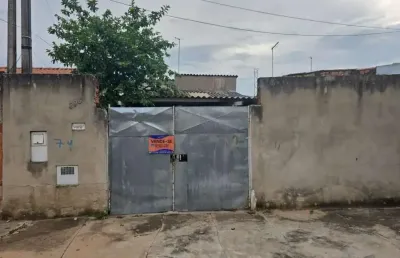 Oportunidade única: casa com 3 moradias e lazer em campinas, itajaí!