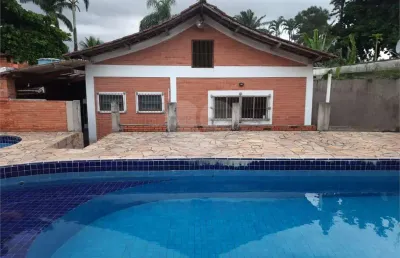 Casa com 3 quartos à venda na Doutor Fernando Do Nascimento, Centro, Bertioga