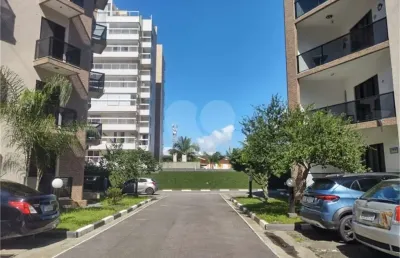 Condomínio com 2 quartos para locação em centro - sp