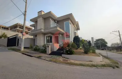 Sobrado alto padrão 430m² 4 suites e 2 vagas no condomínio jaguary!