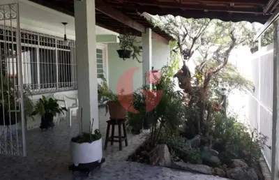 Casa para venda de 03 dorm. e 01 suíte - 130m² no parque industrial
