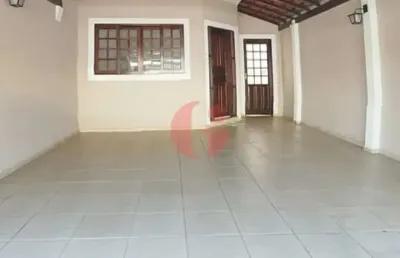 Sobrado à venda com 3 quartos e 2 vagas de garagem - 170m² no jardim das indústrias