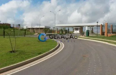 Terreno em condomínio fechado - 626,87m² no urbanova