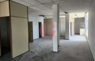 Sala comercial para venda e locação com 155,60m² no centro | sjc