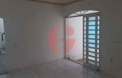 Sobrado com 03 pavimentos, 02 quartos e 01 suíte - 284m² em caçapava.
