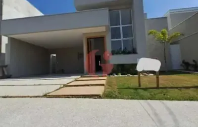 Casa para venda com 3 quartos e 4 vagas de garagem - 149m² no condomínio terras do vale | caçapava