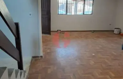 Sobrado residencial 209 m² com 4 dormitórios sendo 1 suíte no vista verde!