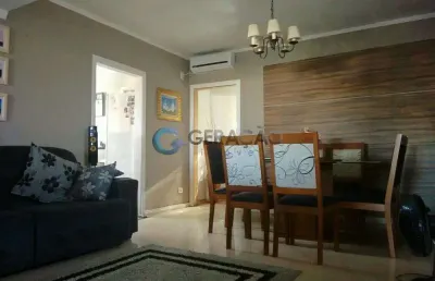 Casa com 04 dorm. e 02 suítes - 170,00m² no centro | sjc