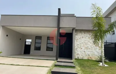 Casa térrea 227 m² com 3 dormitórios (1 suite) e 4 vagas garagens - residencial santa mônica!