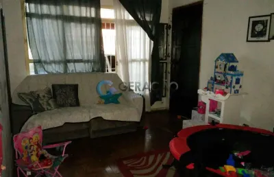 Casa com 5 quartos para alugar na Rua Benedito Ivo, 0, 50, Vila Betânia, São José dos Campos