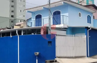 Sobrado reformado para venda com 05 quartos e 01 vaga de garagem - 111m² no bairro jardim uirá