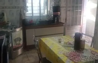 Casa para venda em itaquaquecetuba, parque piratininga, 2 dormitórios, 2 banheiros, 2 vagas