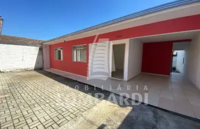 Casa residencial com 2 quartos  para alugar, 70.00 m2 por r$2200.00  - capao raso - curitiba/pr