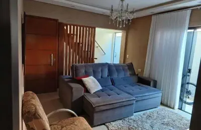 Ótima casa a venda de 250 m² (3 dormit. + 2 banheiros) na vila romana, londrina/pr.