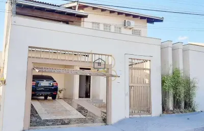 Casa á venda com 3 dormitórios de 250 m2 no jardim delta ? londrina.