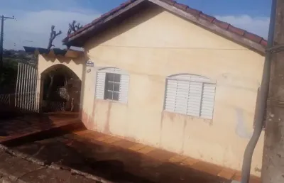 Casa á venda com 2 dormitórios de 376 m2 no bairro olímpico ? londrina.