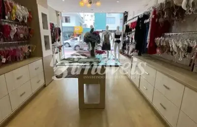 Perfeito para a sua empresa, sala para locação anual na avenida brasil em balneário camboriú/sc com grande visibilidade de quem passa.