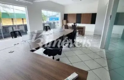 Sala comercial para alugar na Avenida Ministro Victor Konder, Centro, Itajaí