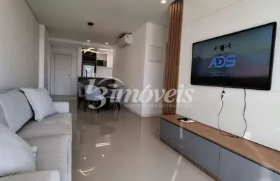 Apartamento totalmente mobiliado, equipado e decorado para aluguel anual com ótima localização no bairro vila operária em itajai/sc.