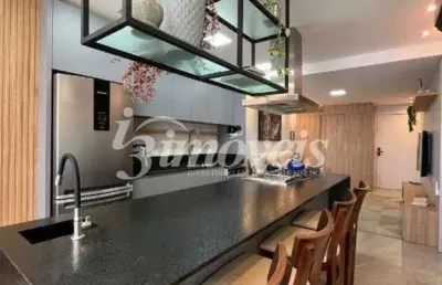 Apartamento para locação anual, mobiliado, decorado e equipado, com 3 quartos (sendo uma suíte), 2 vagas de garagem, amores da brava clube house, no bairro praia brava, itajaí-sc