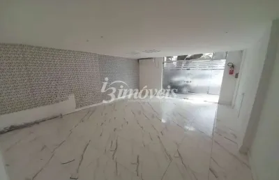 Sala comercial para locação anual, 200² privativos, divididas em salas com paredes de drywall,  2 banheiros, no bairro vila operária, itajaí-sc.
